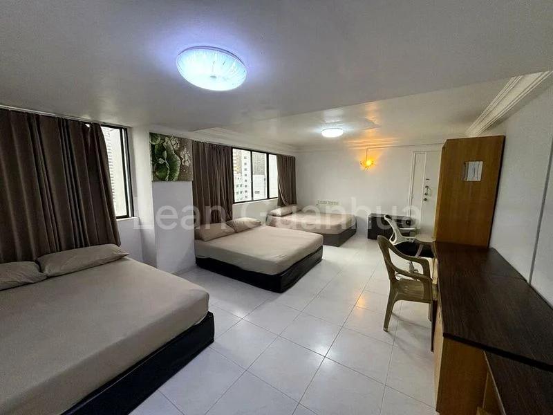 5 Bed Apartment (Condo) for Sale in  Lucky Plaza - Image 9